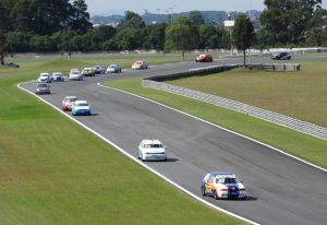 A categoria Marcas contou com 18 carros no grid