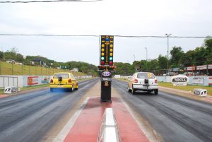 A pista do Race Park, em Maringá, irá sediar duas etapas do Paranaense de Arrancada deste ano (Foto: Juliano Julio/Divulgação)