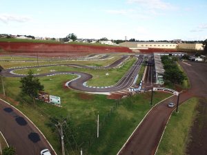 O Kartódromo Delci Damian, que em julho sediará o Campeonato Brasileiro, recebe pilotos de vários estados neste fim de semana (Foto: Mario Ferreira)