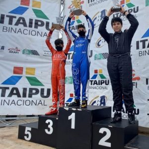 Firás Fahs confirmou o título da categoria F-4 Júnior com vitória na última etapa (Foto: Divulgação)