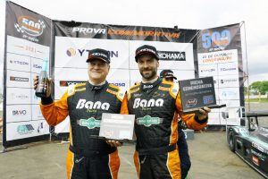 Jair e Duda Bana conquistaram o segundo lugar nas 500 Milhas de Londrina e o terceiro nos 500 Km de São Paulo (Foto: Cláudio Kolodziej)