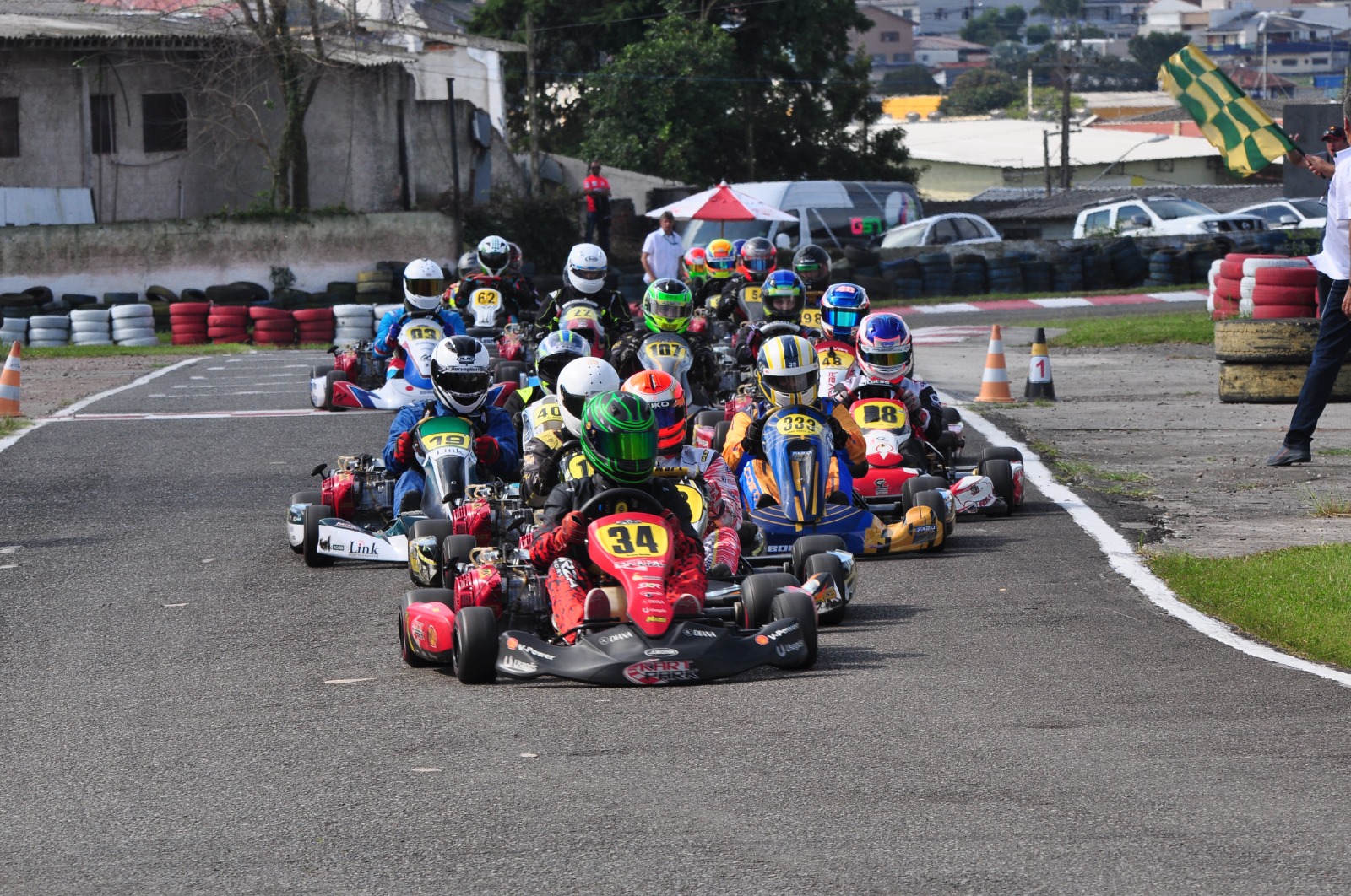 Saiba onde correr de Kart em Curitiba e Região Metropolitana