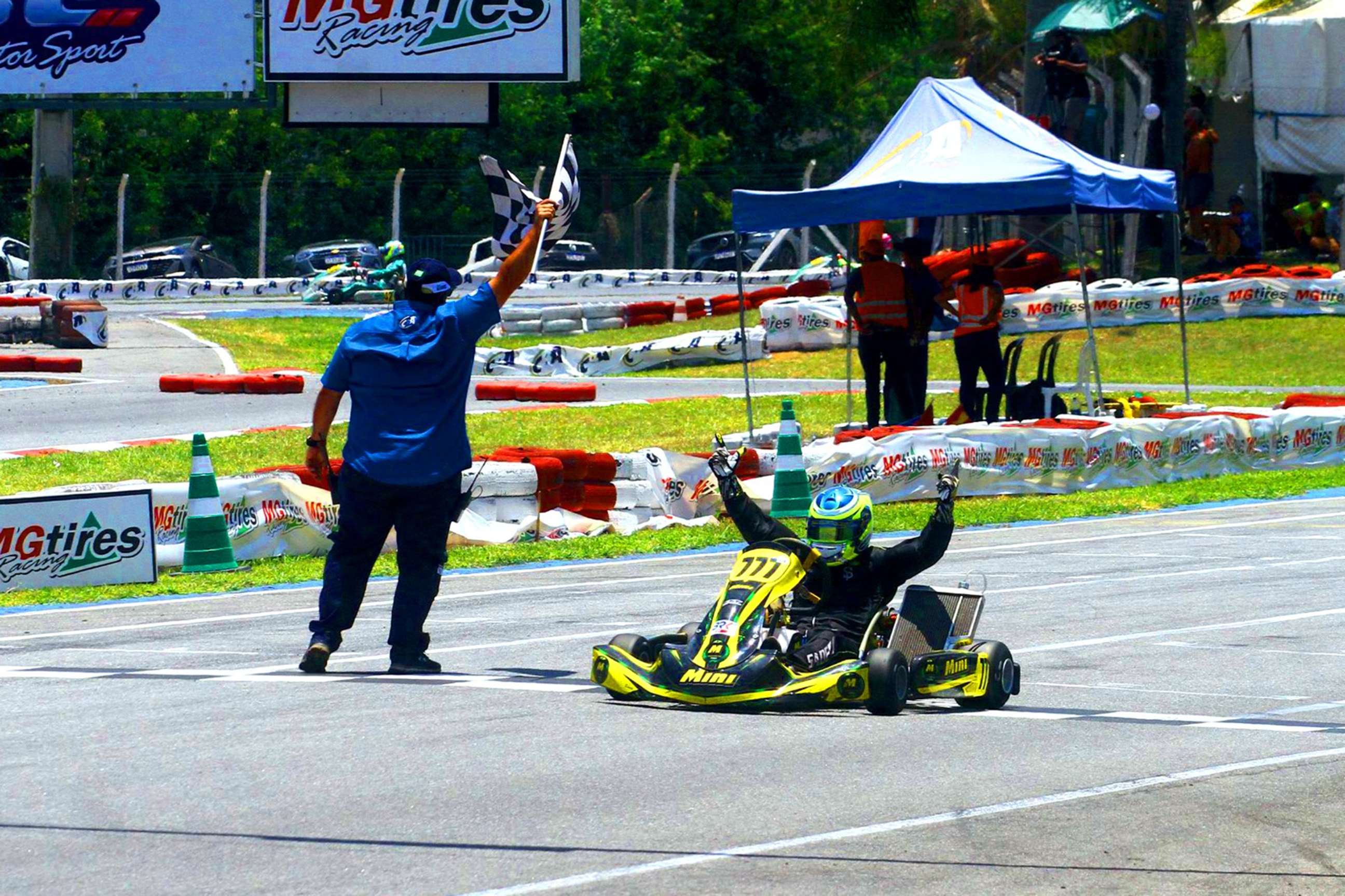 SM Kart Competition comemorou Dia dos Pais em corrida com pais de pilotos