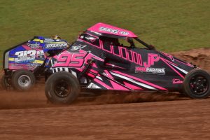 Douglas Luis Rodrigues, líder da categoria Original CBA, busca sua terceira vitória no Paranaense de Kartcross (Foto: Victor Lara/Divulgação)