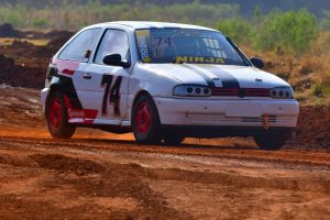 Marciano de Paula foi vitorioso na categoria 1.600 Turismo e se mantém invicto na temporada (Victor Lara/Divulgação)