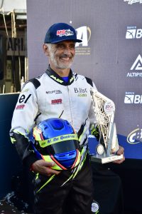 Manoel Queiroz é o campeão da categoria Super Sênior Máster (Foto: Eni Alves)