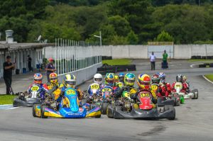 A categoria Pró contou com a participação de 20 pilotos (Foto: Divulgação)