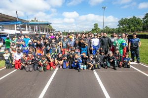 O Campeonato Metropolitano de Kart de Cascavel começa com 84 pilotos na pista (Foto: Vanderley Soares/Divulgação)