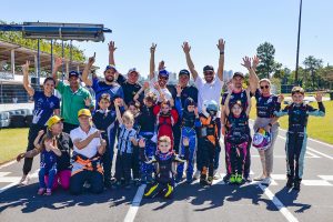 Kartistas que participaram da Escolinha de Kart de Cascavel e disputaram o Metropolitano nesta temporada (Foto: Tiago Guedes/Divulgação)