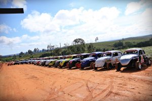 As provas da categoria Old Fusca Velocidade prometem ser emocionantes no Autódromo Municipal de Telêmaco Borba (Foto: Daniel Gomes/Divulgação)