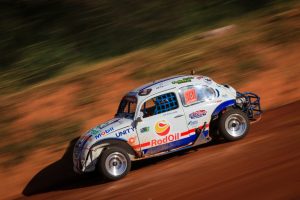 Jefferson Pontes é o campeão da categoria Old Fusca Velocidade Injetado (Foto: Victor Lara/Divulgação)